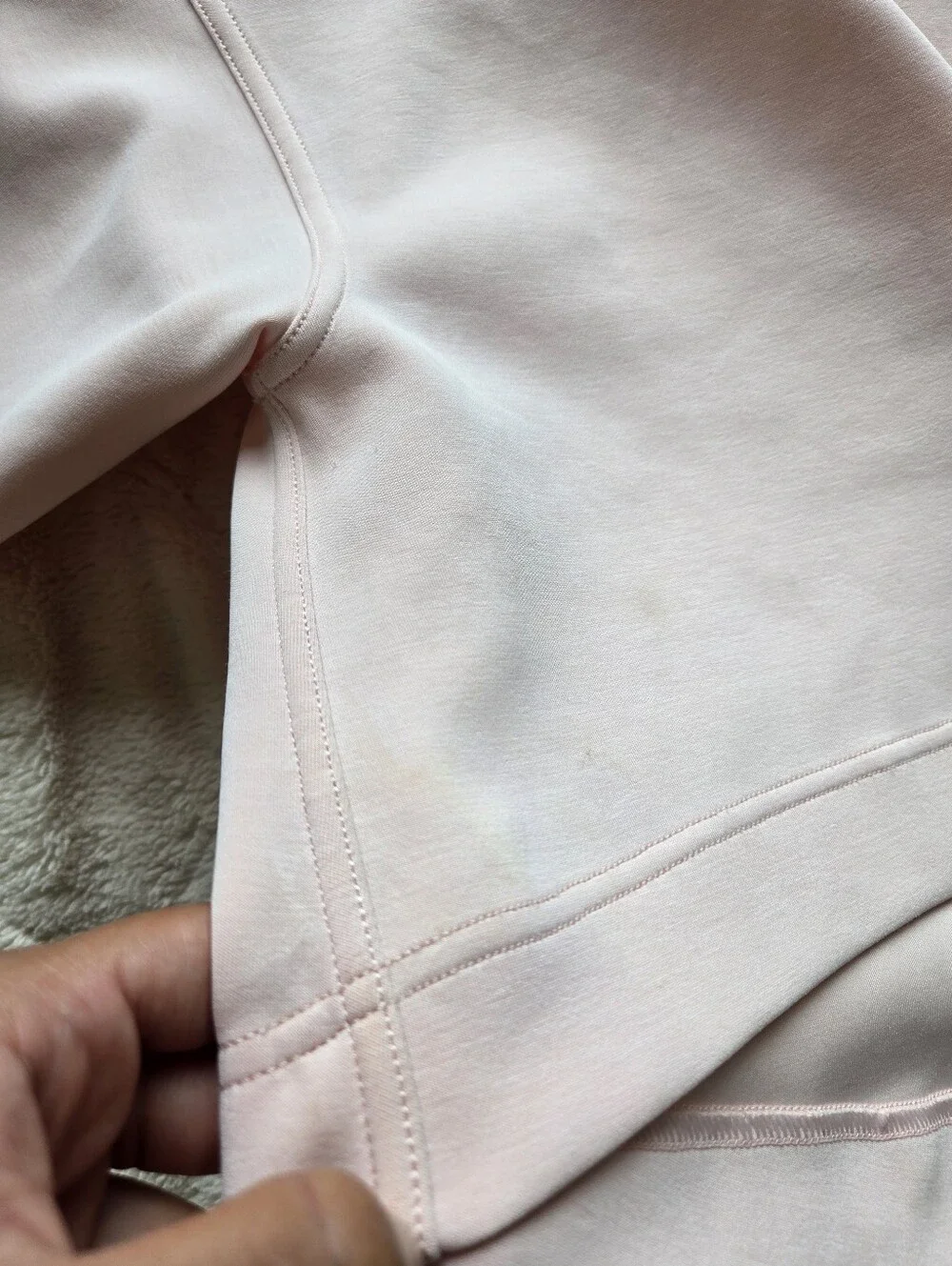 Lululemon Loungeways Mock Neck Pull Over Pink Color Size 8 Women's